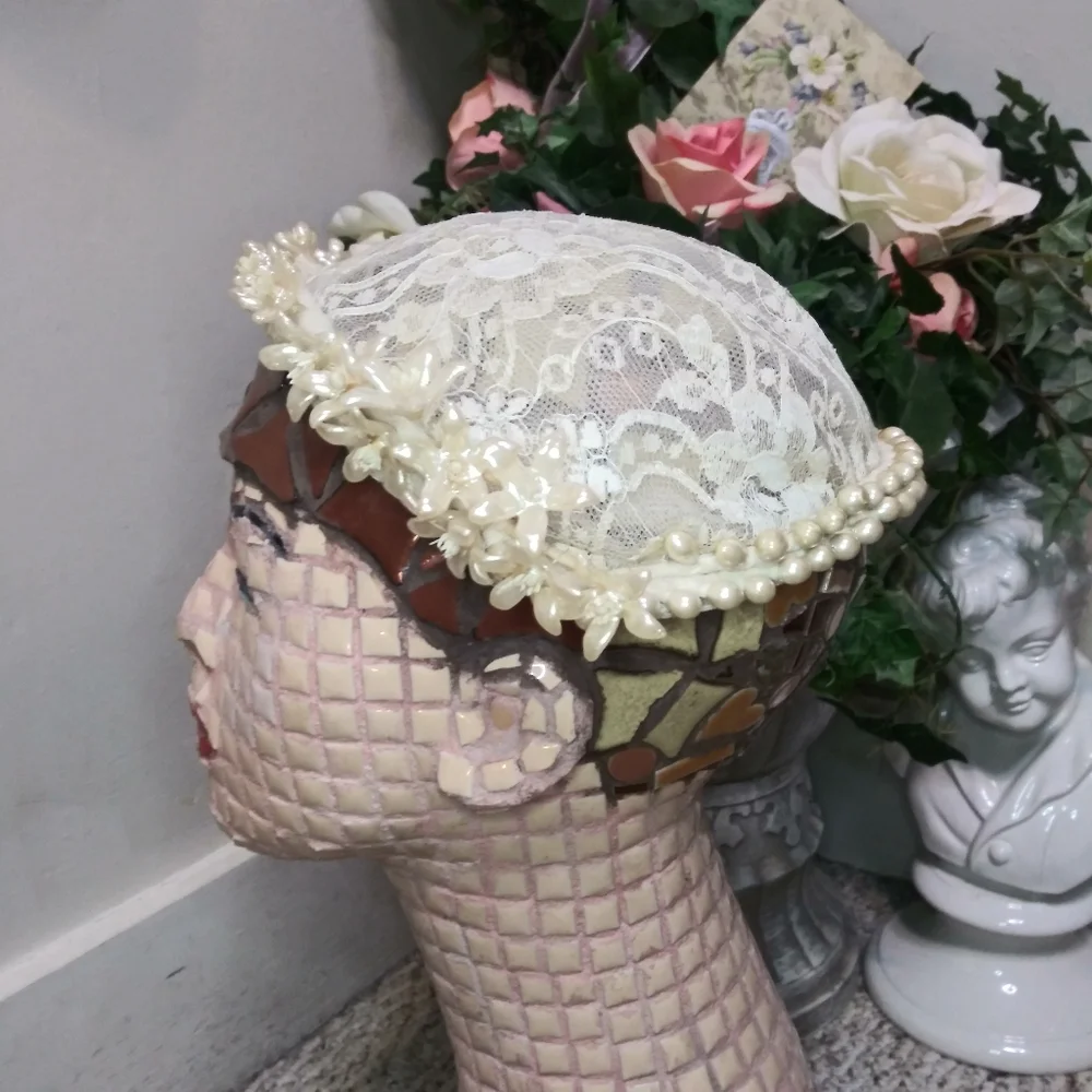 Antique 1920's Ivory Lace Bridal Headpiece With Wax Flower & Pearl Trim - Picture 4 of 10